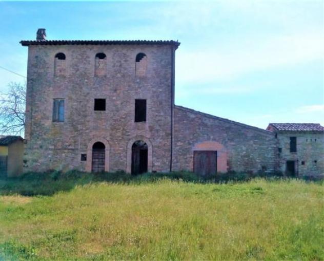 casa indipendente in vendita a Bevagna