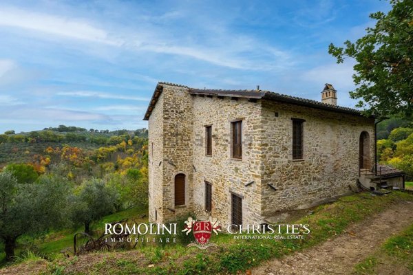 casa indipendente in vendita a Bevagna