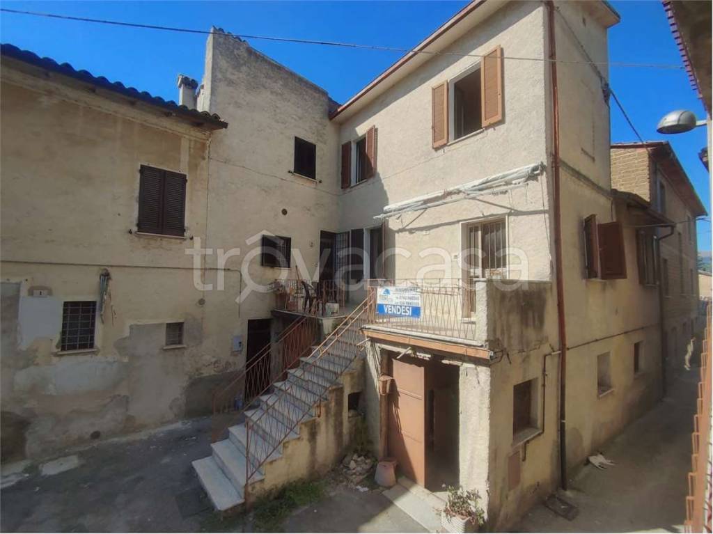 casa indipendente in vendita a Bevagna in zona Cantalupo