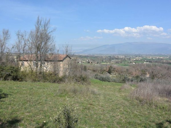 casa indipendente in vendita a Bevagna in zona Torre del Colle