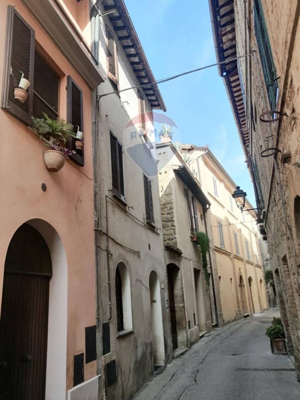 casa indipendente in vendita a Bevagna