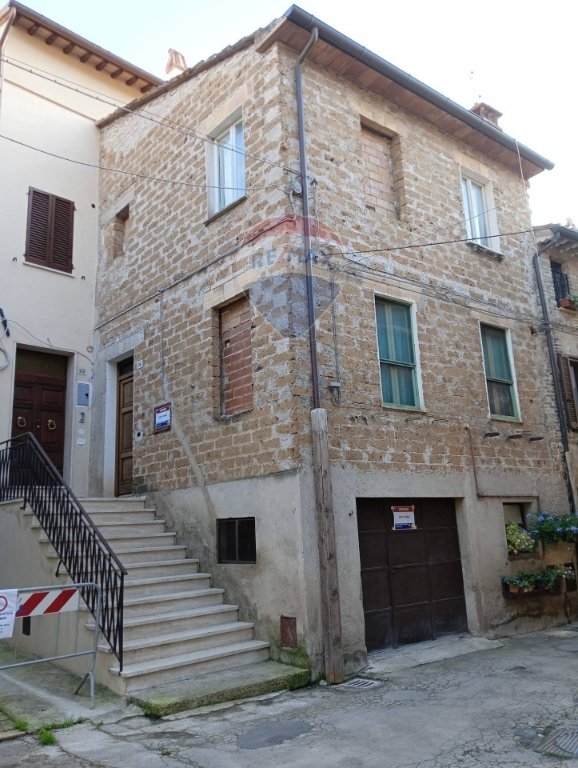 casa semindipendente in vendita a Bevagna