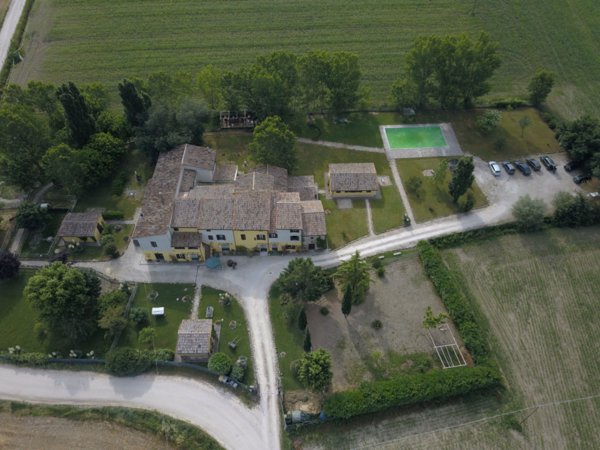 casa indipendente in vendita a Bevagna in zona Cantalupo