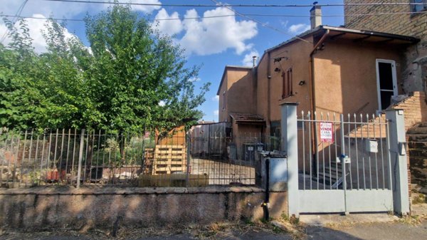 casa indipendente in vendita a Bevagna in zona Cantalupo