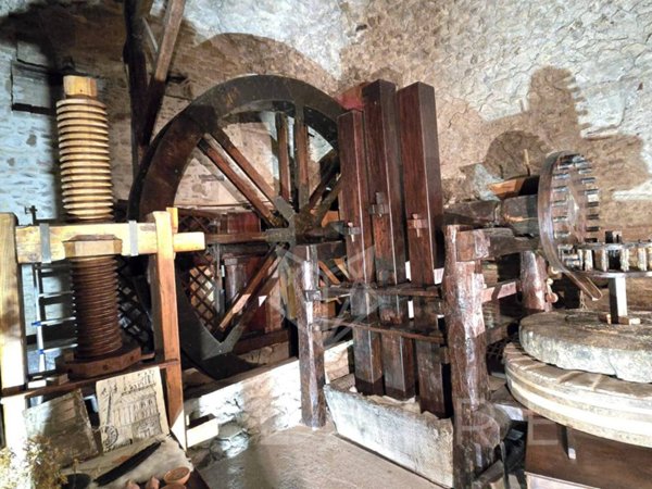 negozio in vendita a Bevagna