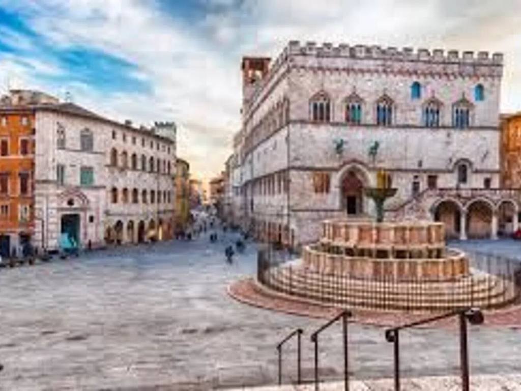 intera palazzina in vendita a Bevagna