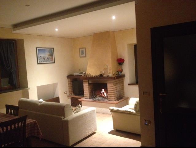 casa indipendente in vendita a Bevagna in zona Torre del Colle