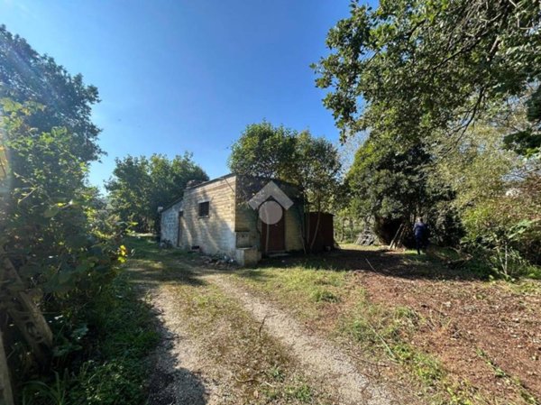 casa indipendente in vendita a Bevagna