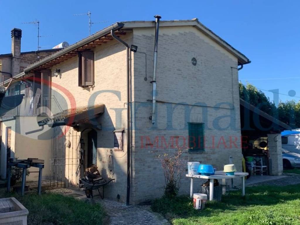 casale in vendita a Bevagna