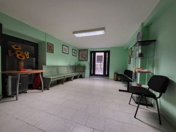 ufficio in vendita a Bevagna