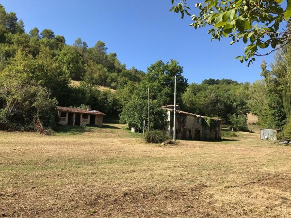 casale in vendita a Bevagna in zona Torre del Colle