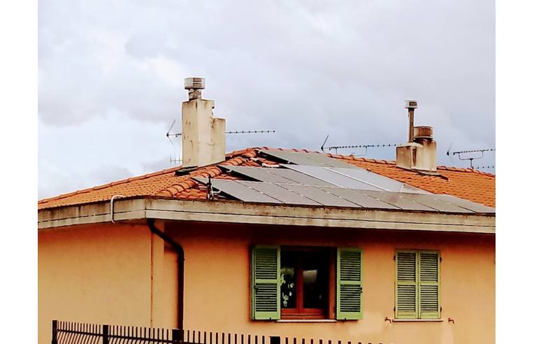 casa indipendente in vendita a Bevagna