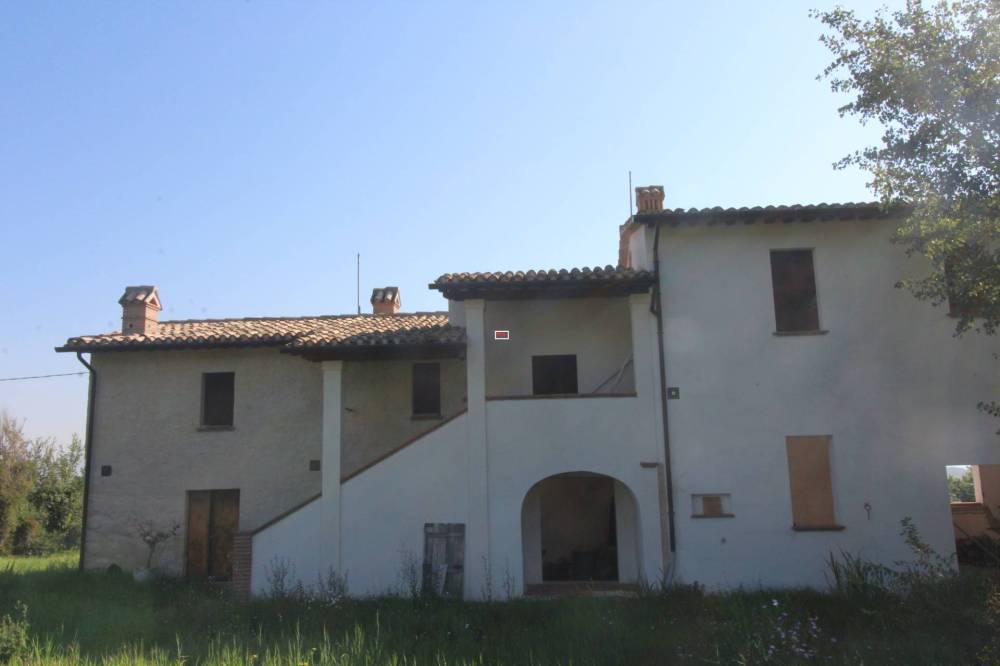 casa indipendente in vendita a Bevagna