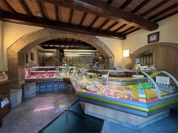 negozio in vendita a Bevagna
