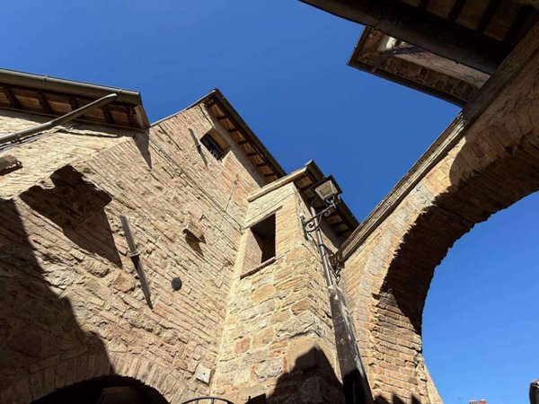 casa indipendente in vendita a Bevagna