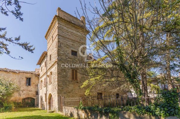 casa indipendente in vendita a Bevagna in zona Cantalupo