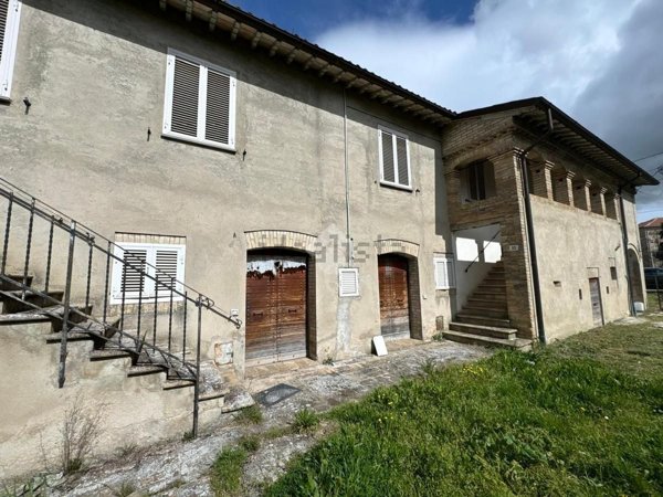 casa indipendente in vendita a Bevagna in zona Cantalupo