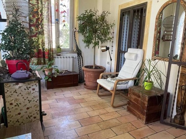 esavano in vendita a Bevagna