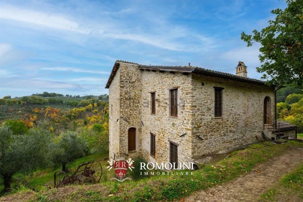 casa indipendente in vendita a Bevagna in zona Castelbuono