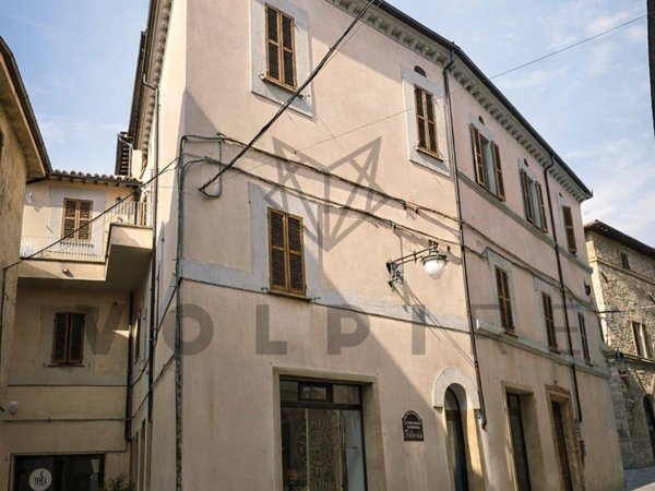 casa indipendente in vendita a Bevagna