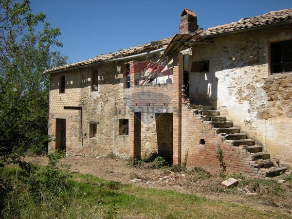casale in vendita a Bevagna in zona Castelbuono