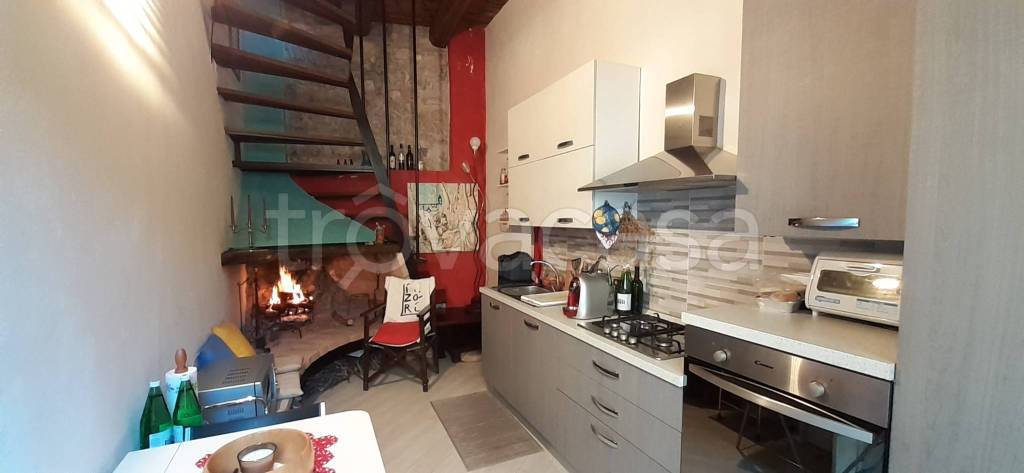 appartamento in vendita a Campello sul Clitunno