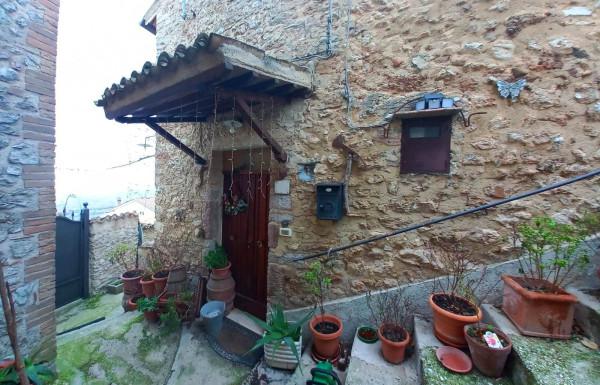 casa indipendente in vendita a Campello sul Clitunno in zona Campello Alto