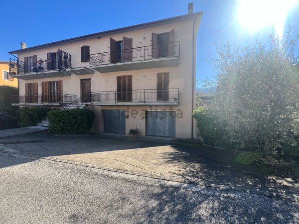 appartamento in vendita a Campello sul Clitunno