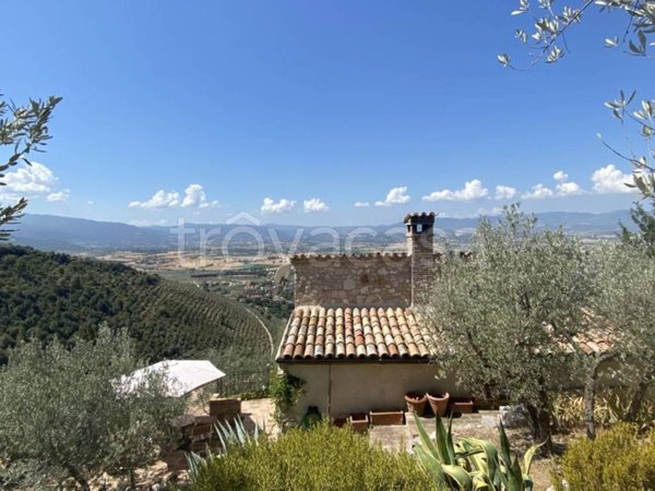 appartamento in vendita a Campello sul Clitunno in zona Campello Alto