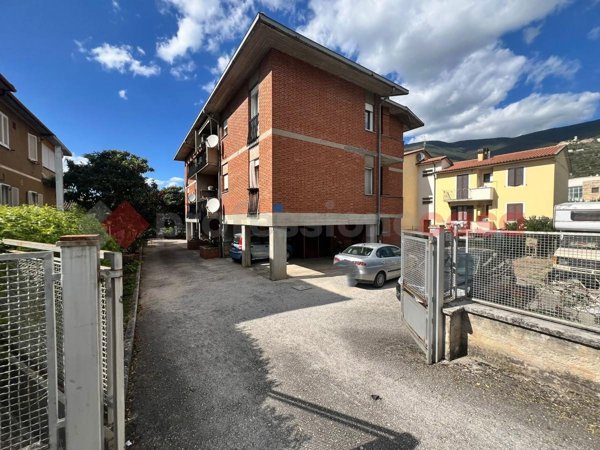appartamento in vendita a Campello sul Clitunno