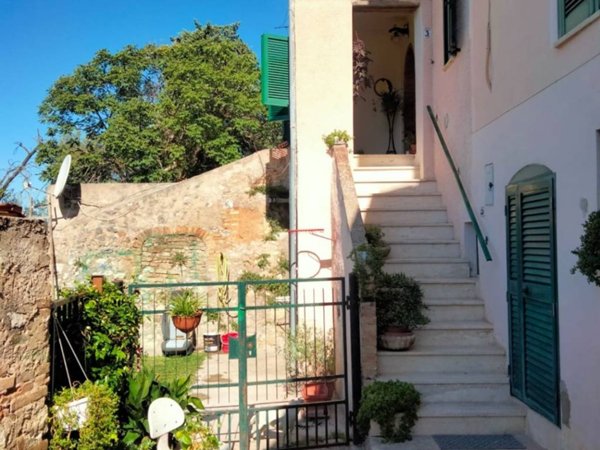 appartamento in vendita a Campello sul Clitunno in zona Pissignano