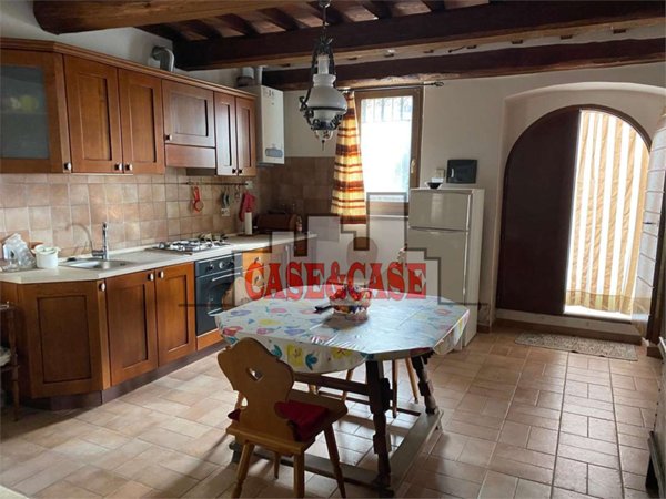 appartamento in vendita a Campello sul Clitunno in zona Pissignano