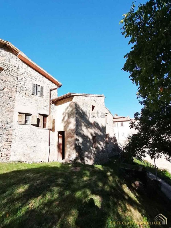 appartamento in vendita a Campello sul Clitunno