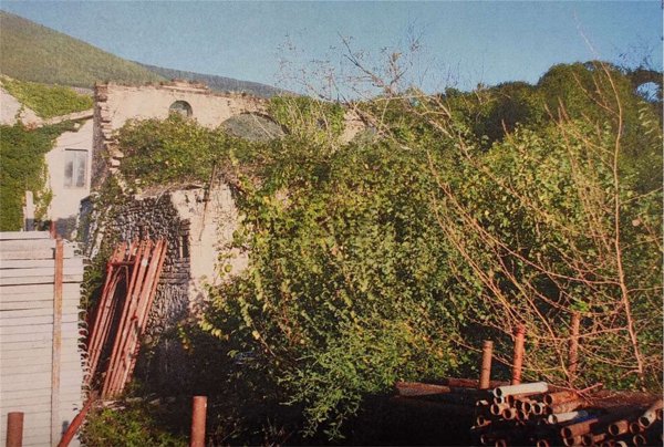 casale in vendita a Campello sul Clitunno in zona Pissignano