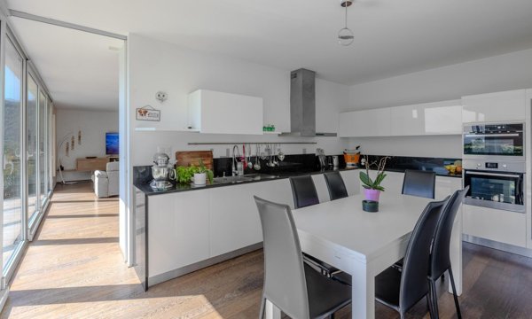 esavano in vendita a Campello sul Clitunno