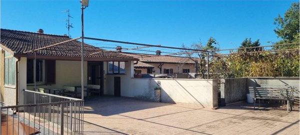 appartamento in vendita a Campello sul Clitunno in zona Pissignano