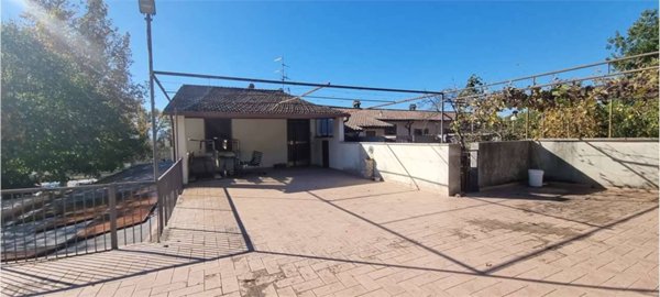 appartamento in vendita a Campello sul Clitunno in zona Pissignano