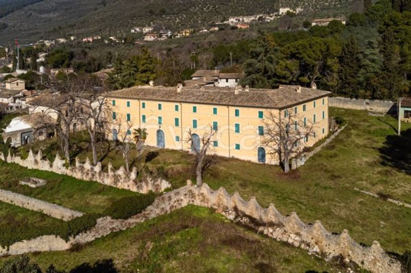 casa indipendente in vendita a Campello sul Clitunno in zona Campello Alto
