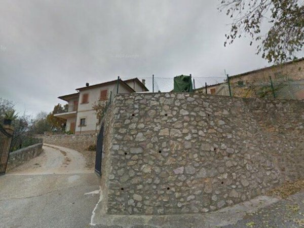 appartamento in vendita a Campello sul Clitunno in zona Pissignano