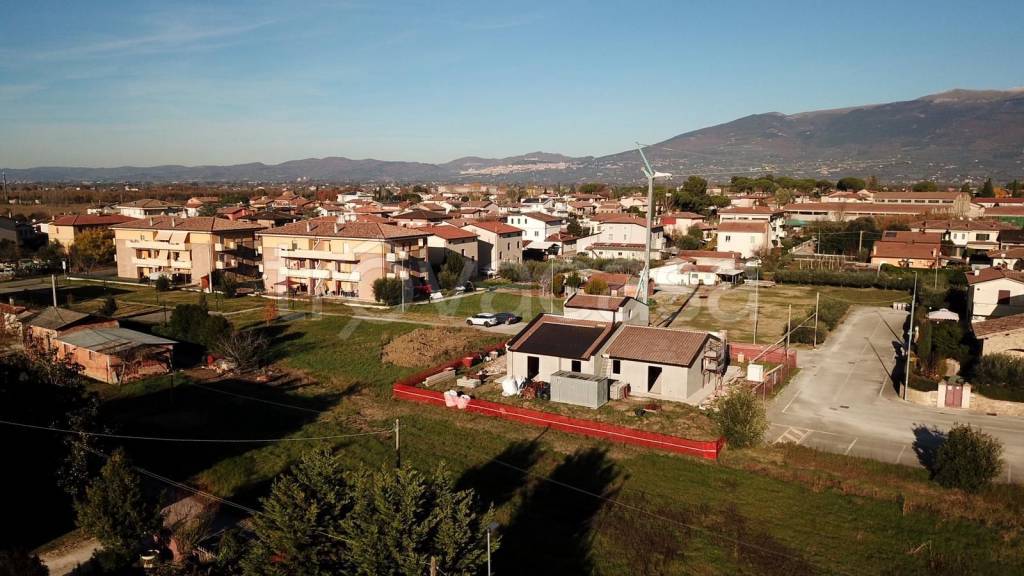 casa indipendente in vendita a Cannara in zona Collemancio