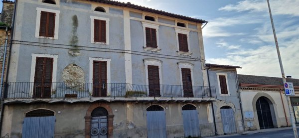 casa indipendente in vendita a Cannara