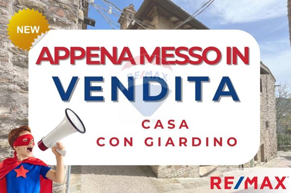 casa indipendente in vendita a Cannara in zona Collemancio