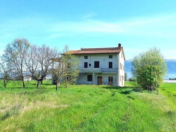 casa indipendente in vendita a Cannara