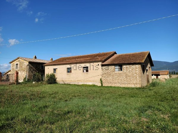 casa semindipendente in vendita a Cannara
