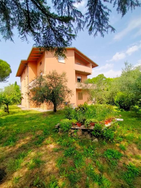 casa indipendente in vendita a Cannara
