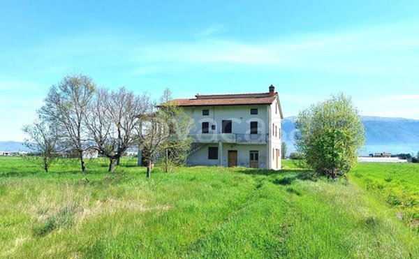 casa indipendente in vendita a Cannara