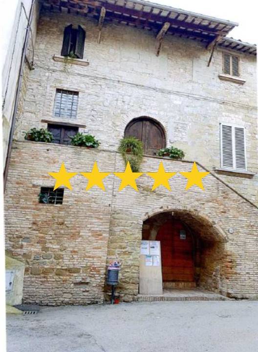 casa indipendente in vendita a Cannara