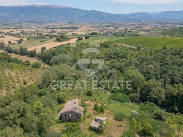 casa indipendente in vendita a Cannara