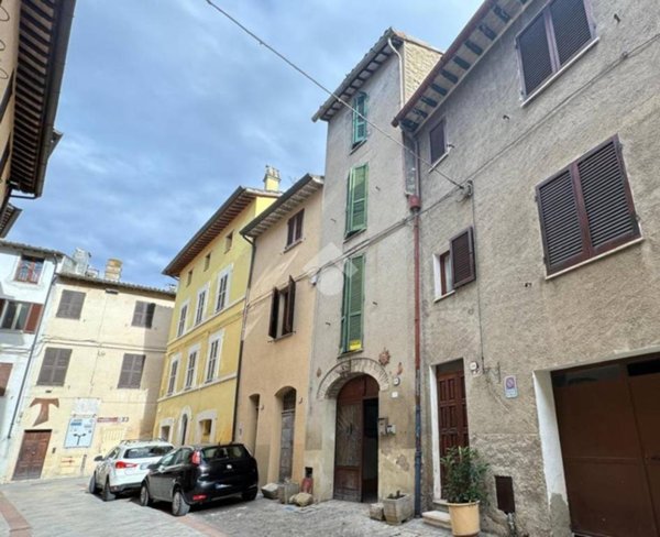 casa indipendente in vendita a Cannara