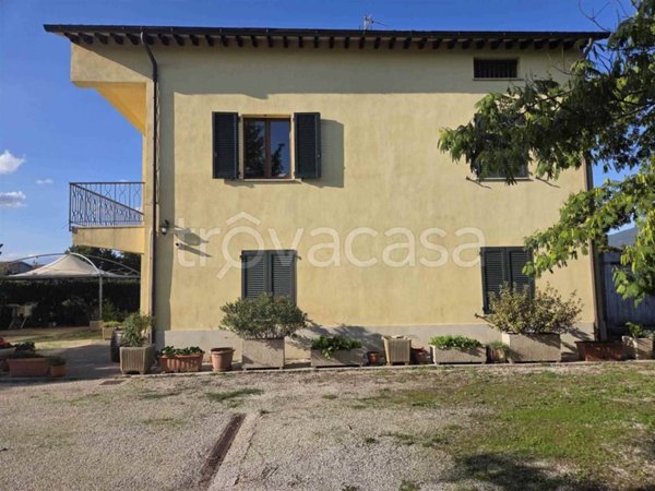 casa indipendente in vendita a Cannara